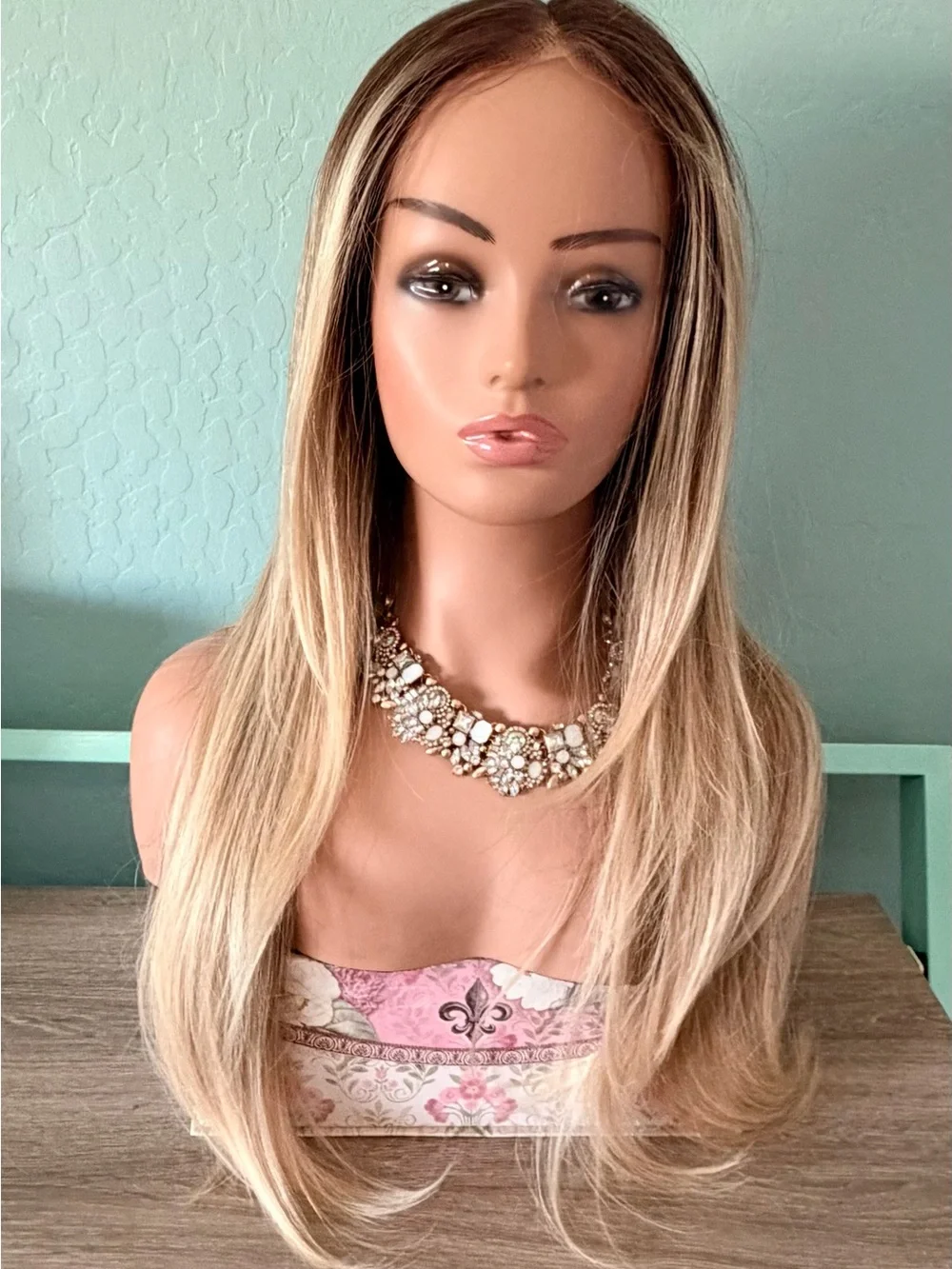 Blonde Long Straight Women's Wig with Subtle Highlights